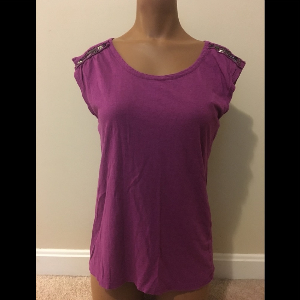 ✨GUC Ann Taylor LOFT plum cotton top✨